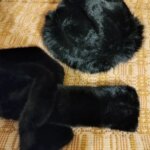 Ensemble toque et écharpe fausse fourrure